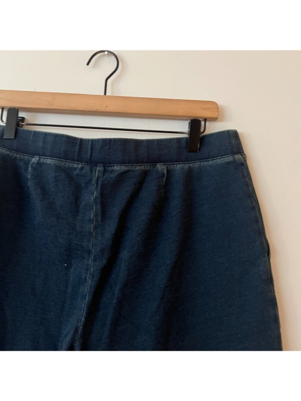 NWT J. Jill Pure Jill Indigo Pull On Stretch Bermuda Shorts Women's Size Medium - Picture 7 of 9